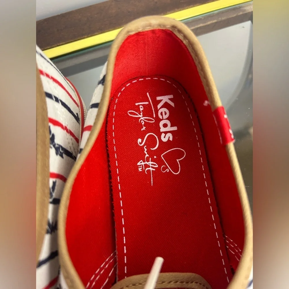 Keds X Taylor Swift TS Bow Striped Sneakers Womens Sz 9.5 Engagement Dress vibes